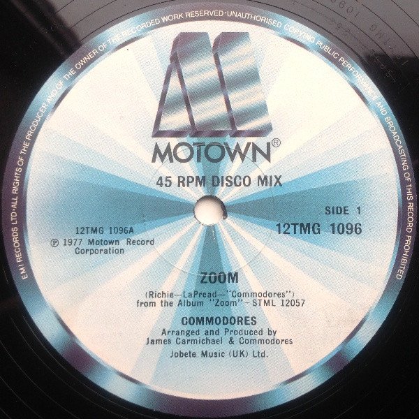 Commodores - Zoom (12