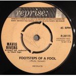 Mavis Rivers - Slightly Out Of Tune (Desafinado) / Footsteps Of A Fool (7