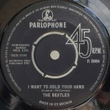 The Beatles - I Want To Hold Your Hand (7